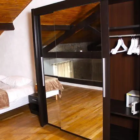 St Nicolas Delux Apartment *